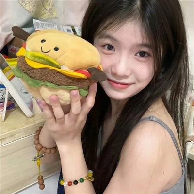 爱尼斯·格林的故事